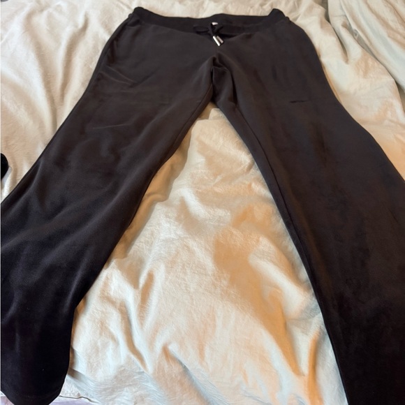 Juicy Couture Black Velour Track Pants & Hoodie Set - Picture 5 of 10